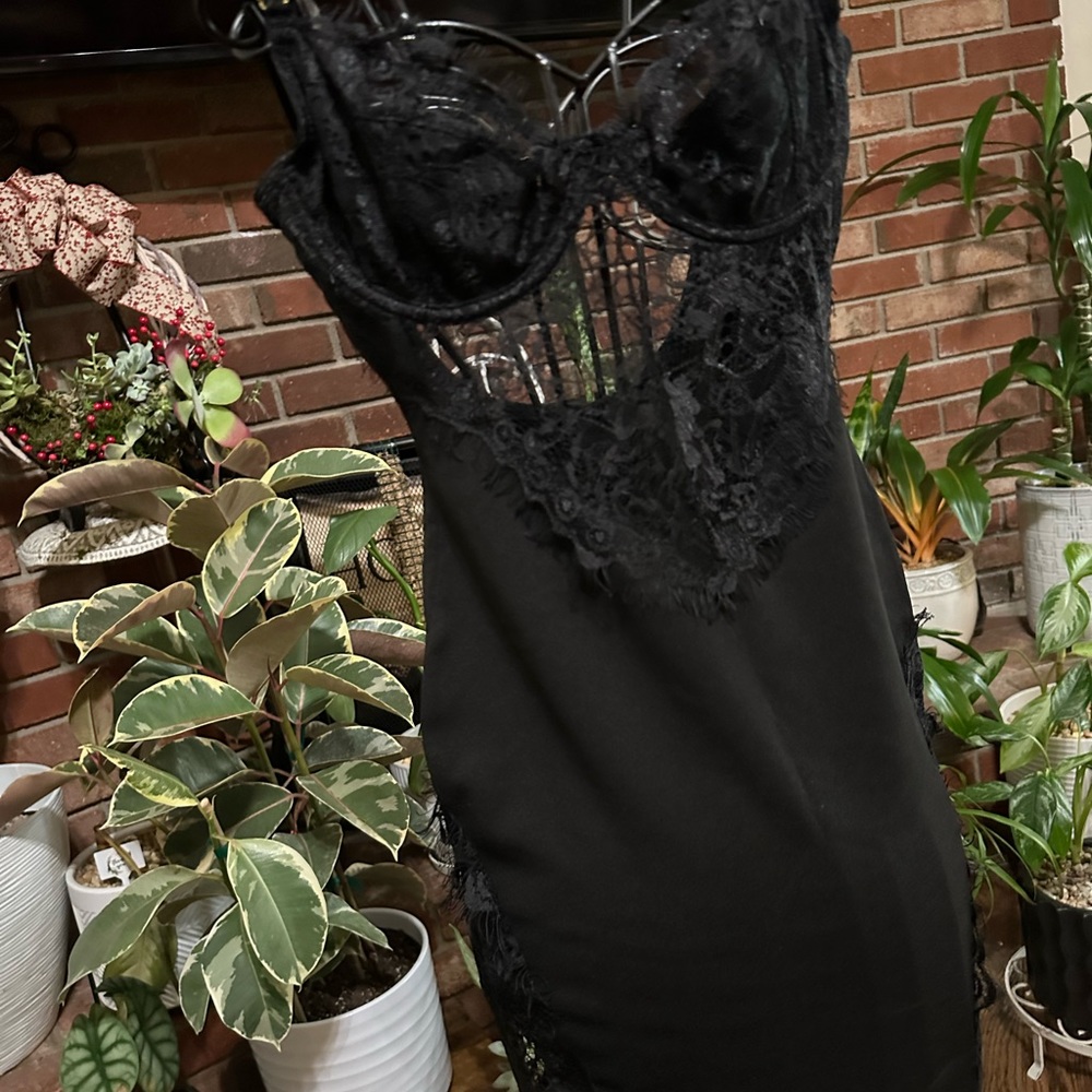 NWOT- Women’s Cocktail Dress - Picture 14 of 14